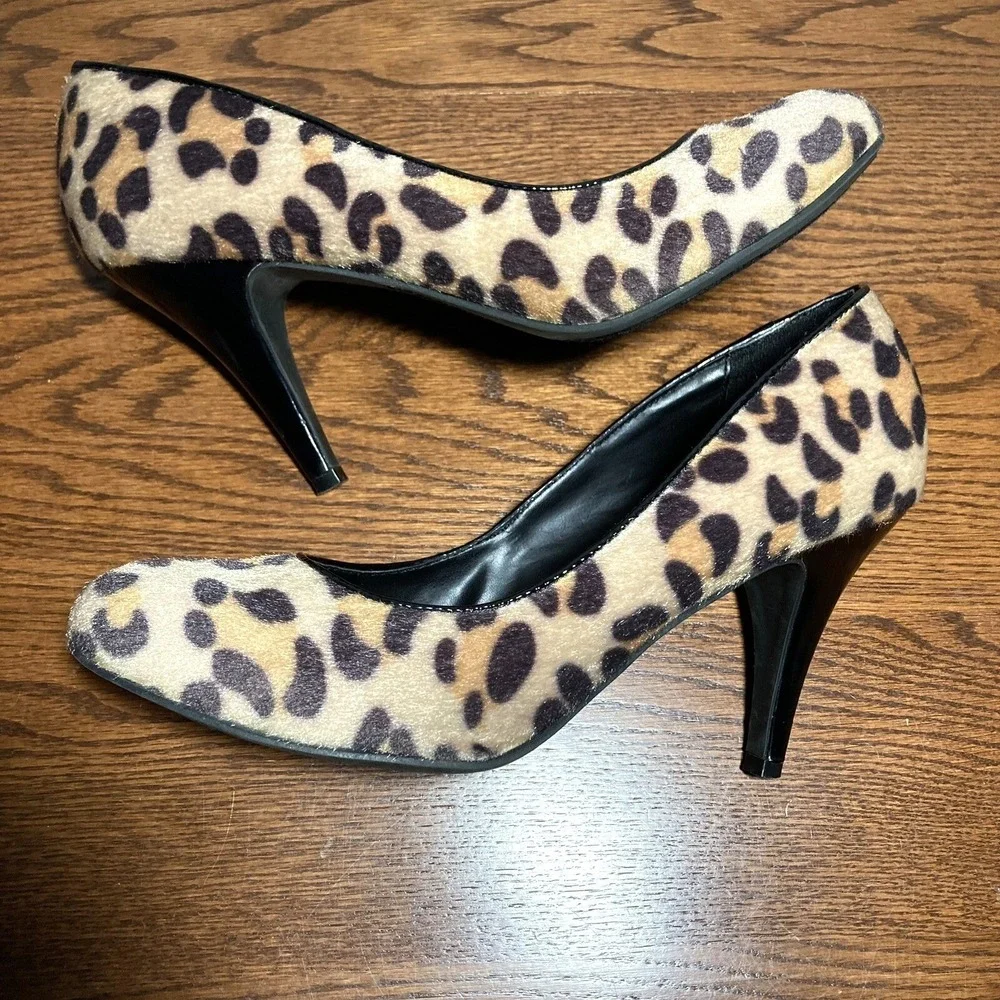 Fergalicious Utopia Fur Cheetah Print Leopard Going Out Pumps Heel Womens 8.5